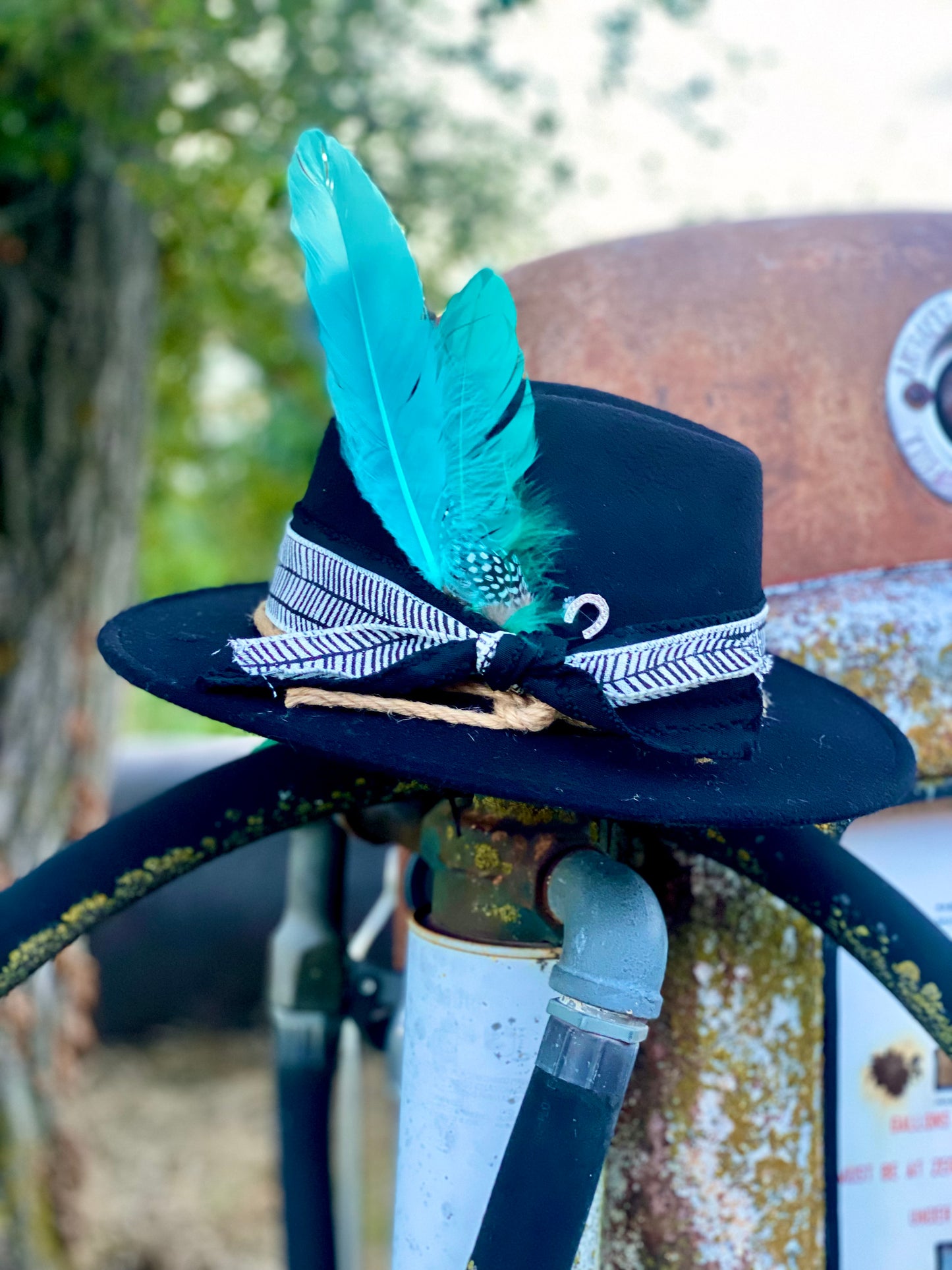 The Tack and Teal