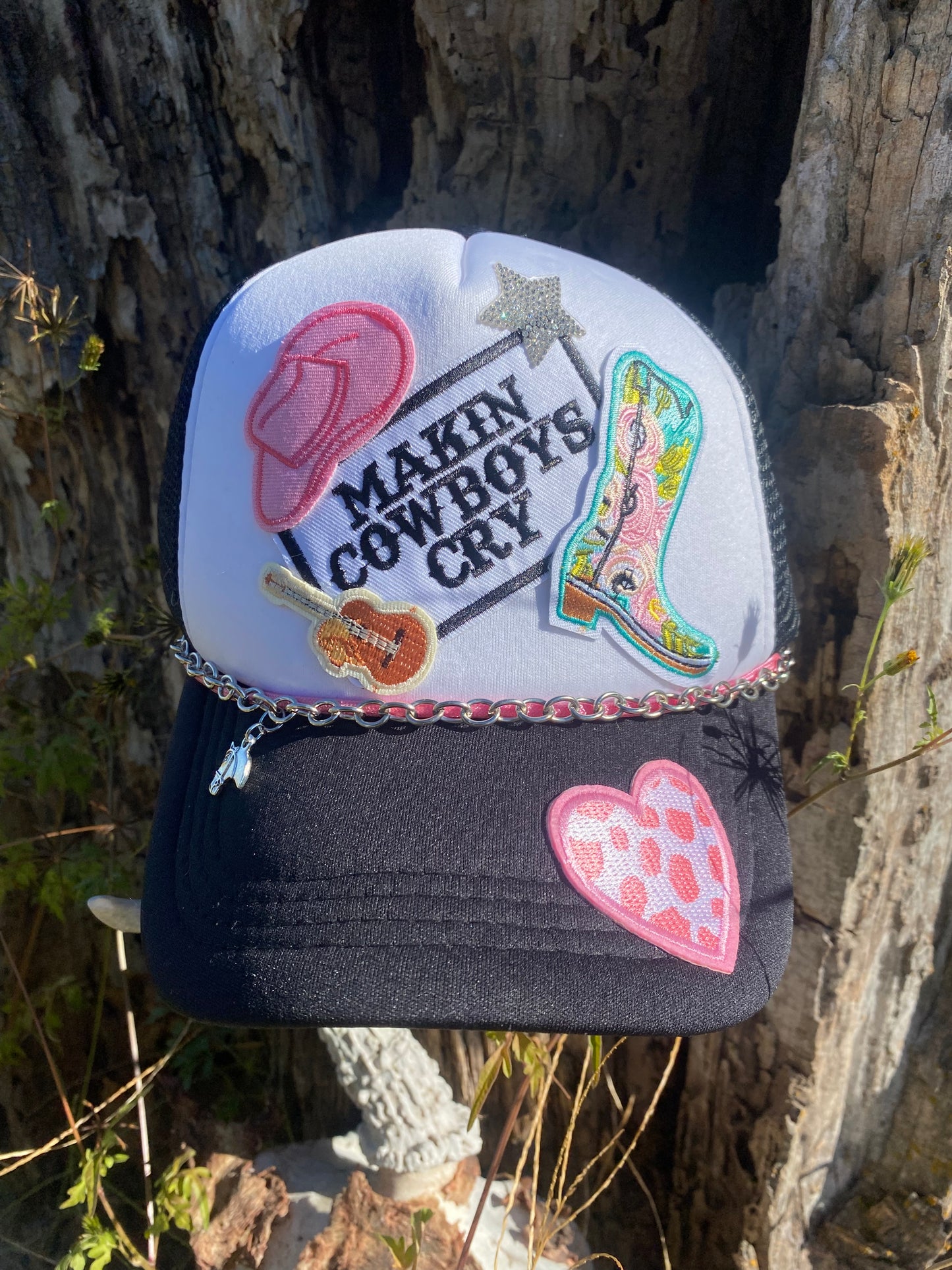 Makin Cowboys Cry Trucker